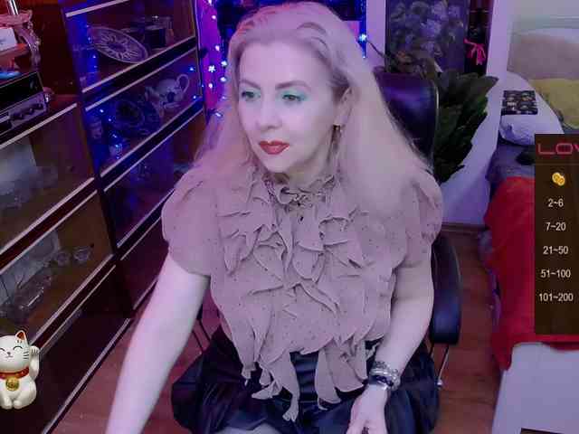 Delicecatmyau webcam