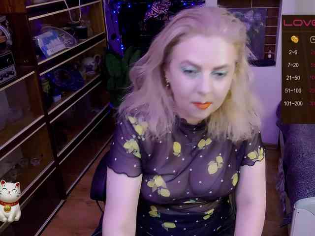 Delicecatmyau webcam
