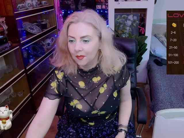 Delicecatmyau webcam