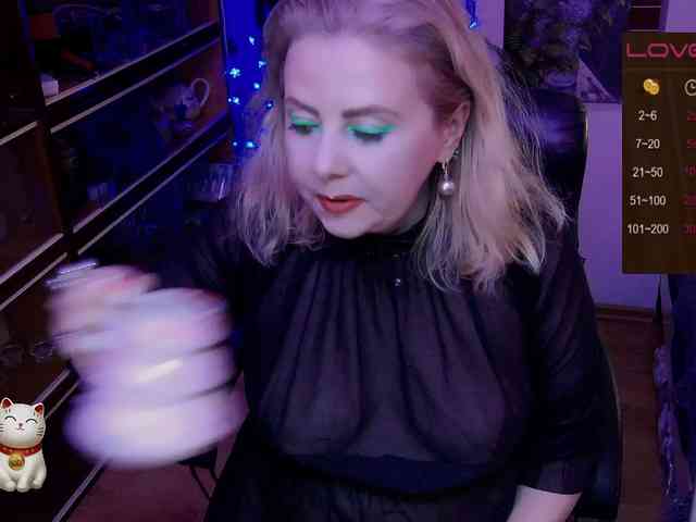 Delicecatmyau webcam