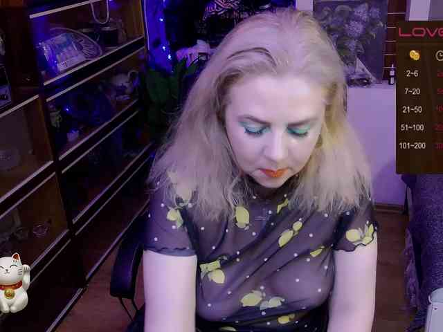Delicecatmyau webcam