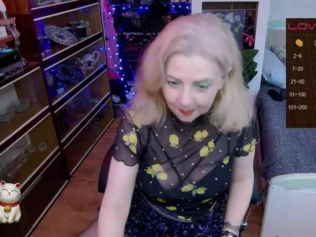 Delicecatmyau webcam