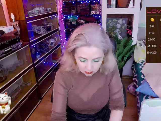 Delicecatmyau webcam