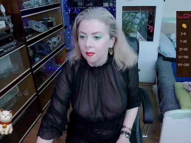Delicecatmyau webcam