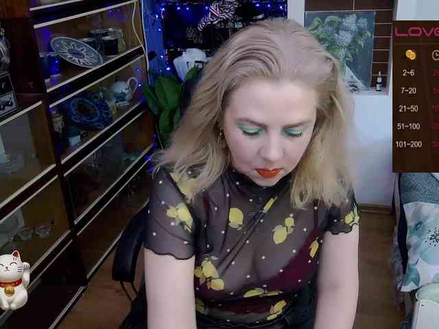 Delicecatmyau webcam