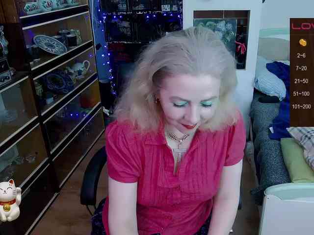 Delicecatmyau webcam