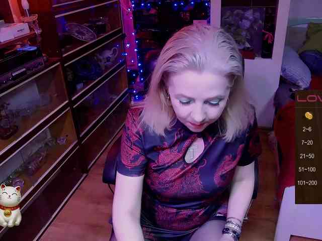 Delicecatmyau webcam
