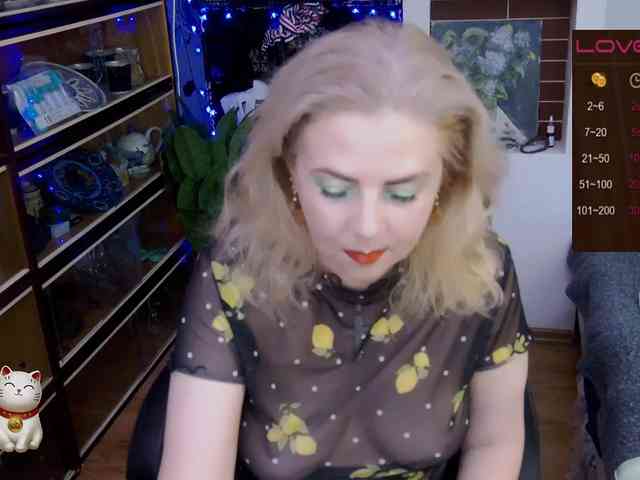 Delicecatmyau webcam