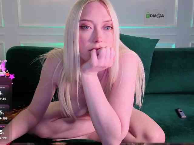 KiraRostova webcam
