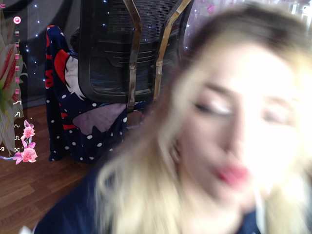 Liliya010's BongaCams show and profile