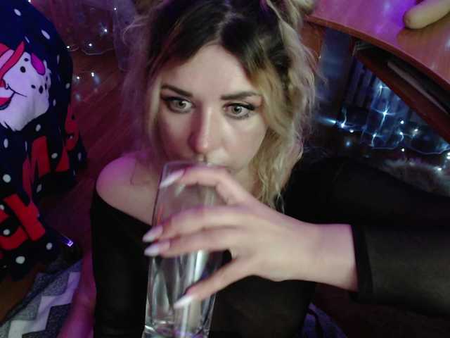 liliya010 cam belle