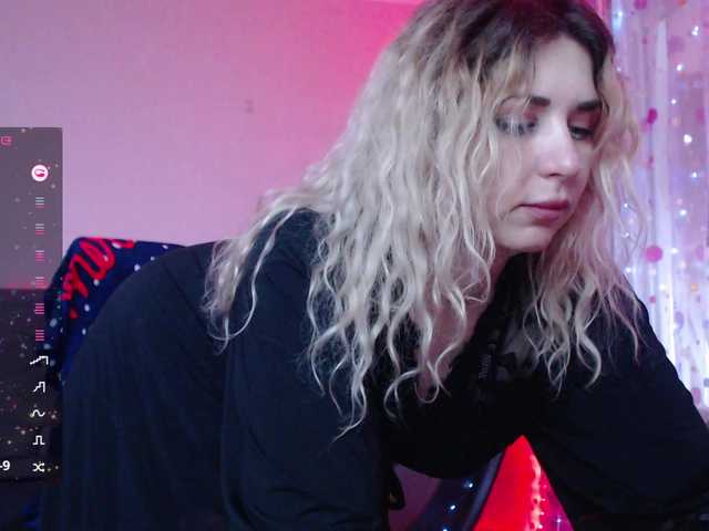 Liliya010 live cam on BongaCams
