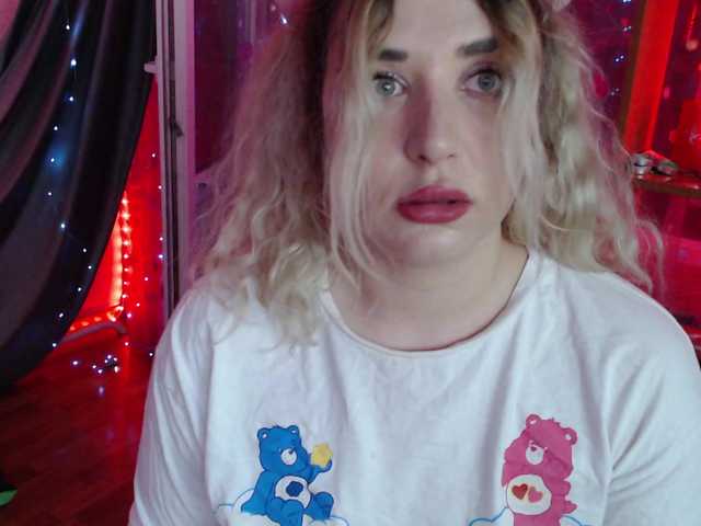 Liliya010 live cam on BongaCams