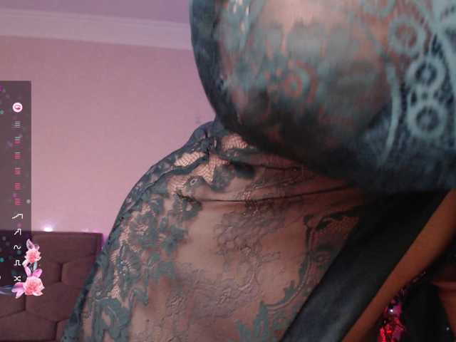 Liliya010 live cam on BongaCams