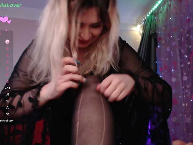 Liliya010 live cam on BongaCams