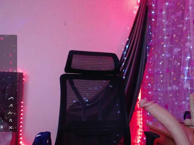 Liliya010 live cam on BongaCams