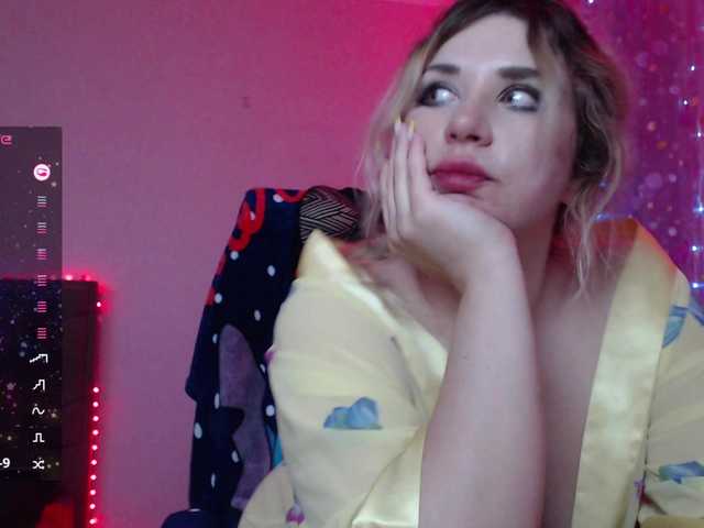 Liliya010 live webcam show