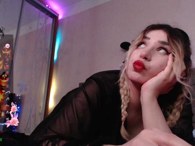 Liliya010 live cam on BongaCams