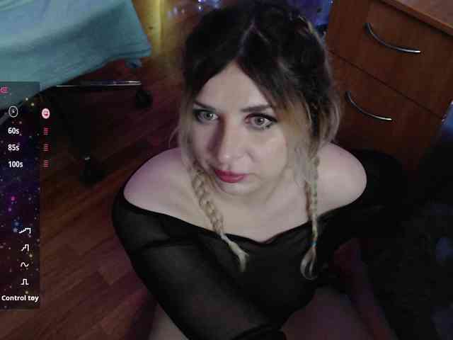 Liliya010 webcam