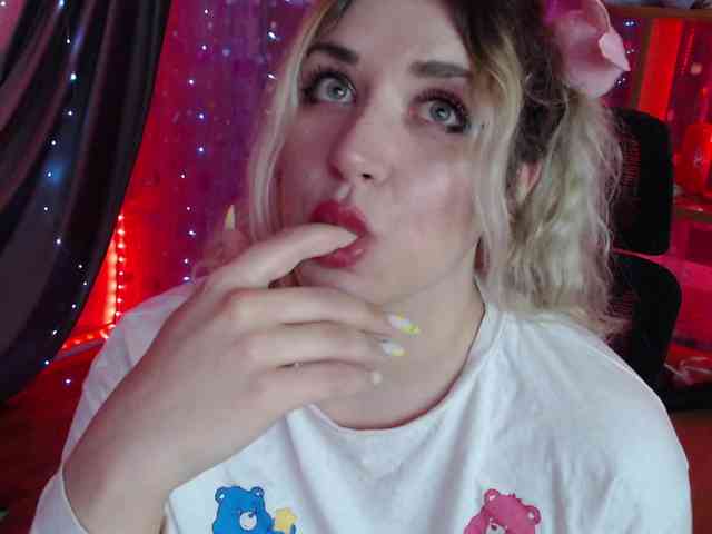 Liliya010 webcam