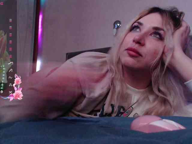 Liliya010 webcam