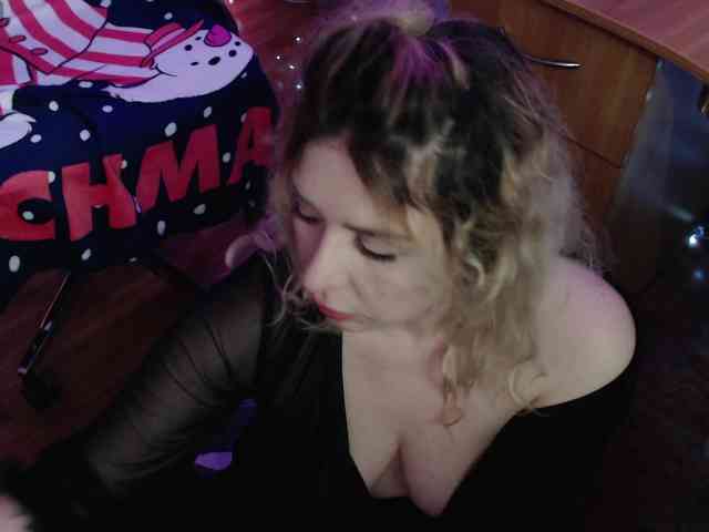 Liliya010 webcam