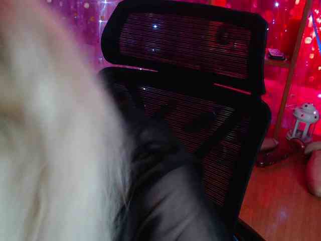 Liliya010 webcam