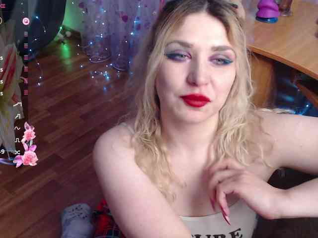Liliya010 webcam