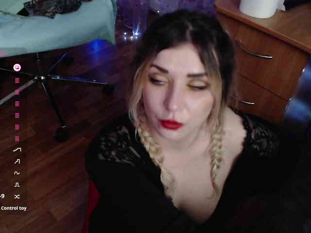 Liliya010 webcam