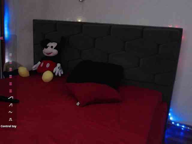 Liliya010 webcam
