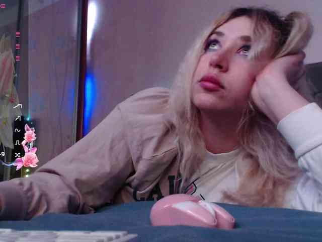 Liliya010 webcam
