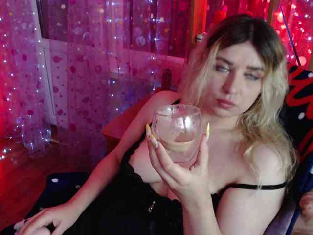 Liliya010 webcam