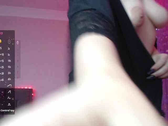 Liliya010 webcam