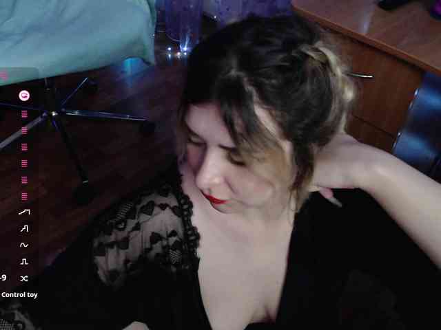 Liliya010 webcam