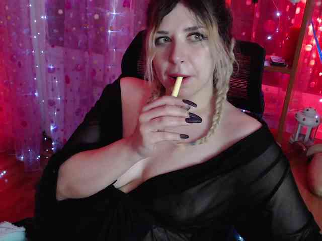 Liliya010 webcam
