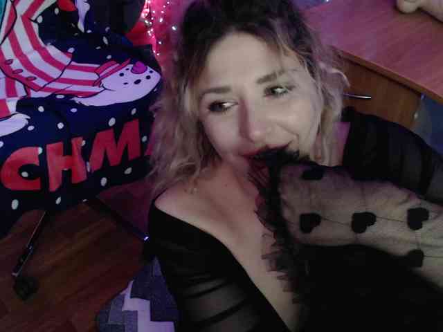 Liliya010 webcam