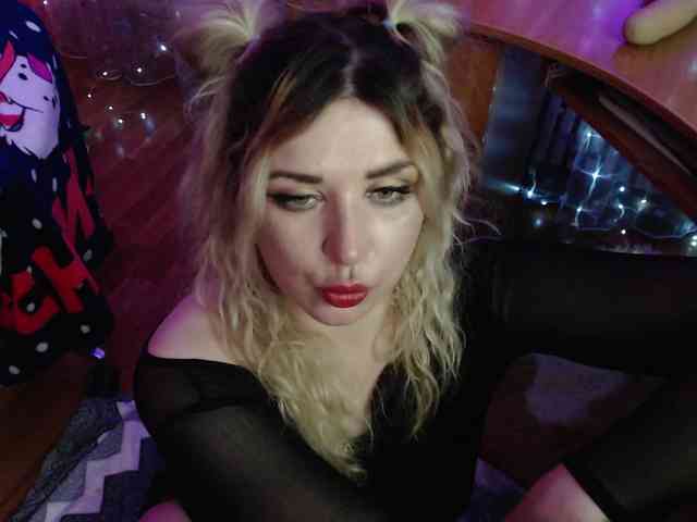 Liliya010 webcam