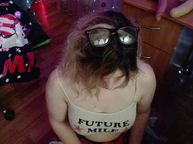 Liliya010 webcam