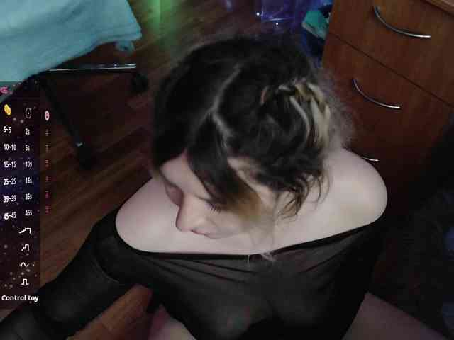Liliya010 webcam