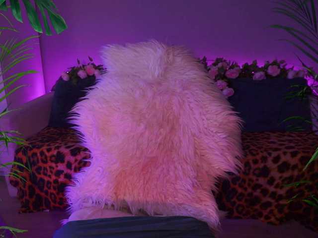 LADYCharmer live webcam show