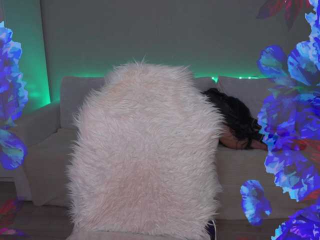 LADYCharmer live cam on BongaCams
