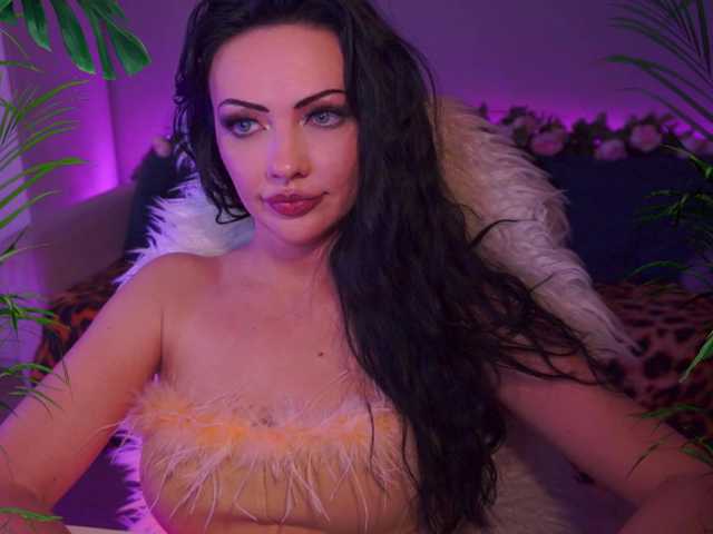 LADYCharmer live webcam show