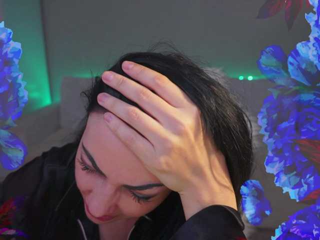 LADYCharmer live cam on BongaCams