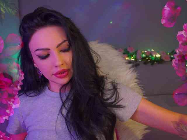 Miss_CHARMER webcam