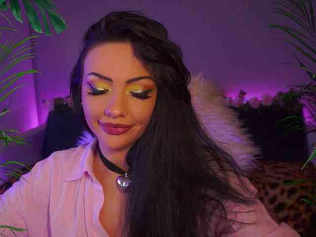 Miss_CHARMER webcam