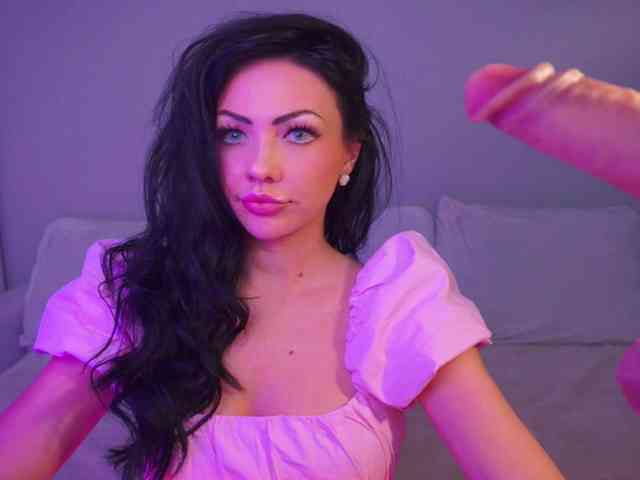 Miss_CHARMER webcam