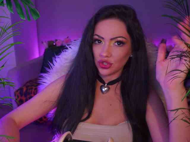Miss_CHARMER webcam