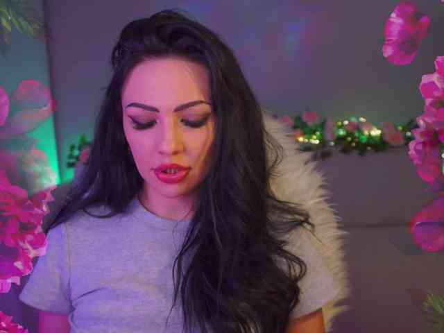 Miss_CHARMER webcam