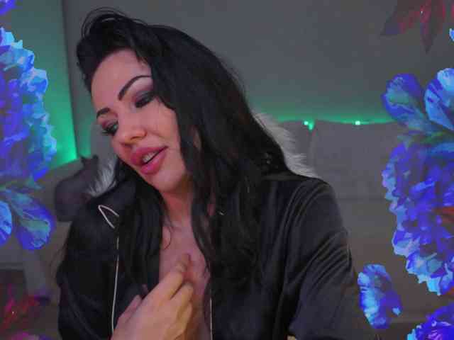 Miss_CHARMER webcam