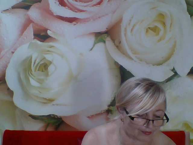 yakameliya live webcam show